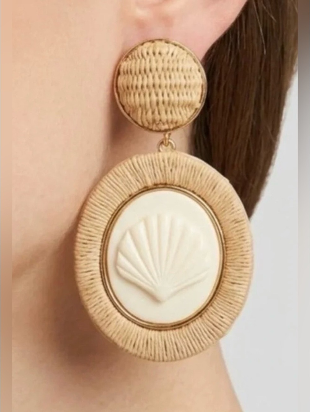 NWT Tuckernuck Raffia Rowen Clamshell Statement Drop Earrings - Picture 4 of 13